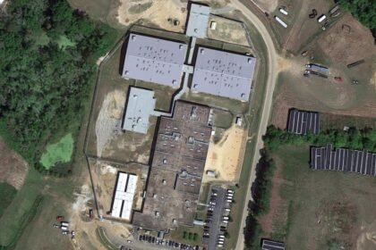 ICE to Hold Immigrants in Jail Accused of “Excessive, Invasive” Gynecological Procedures